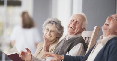 Як вибрати будинок для людей похилого віку?